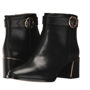 Tory Burch Sofia bootie size 8 Black